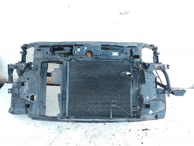 Suporte do radiador montado (painel de montagem de fixação das luzes) 8Z0805594B VAG/Audi