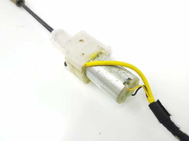 8Z0837033A VAG/Audi