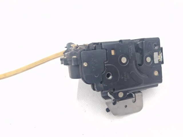 8Z1837015D Замок двери передней левой купить Ирпень