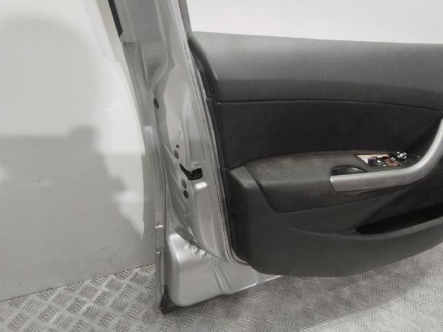 Porta dianteira esquerda Peugeot 308 1 4A, 4C