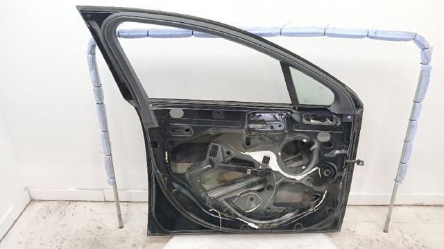 PEUGEOT 9002EG Дверь передняя левая в наличии Винница