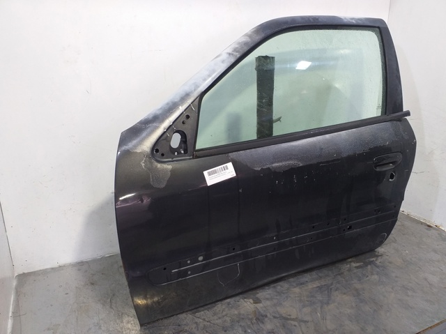 Porta dianteira esquerda 9002P4 Peugeot/Citroen