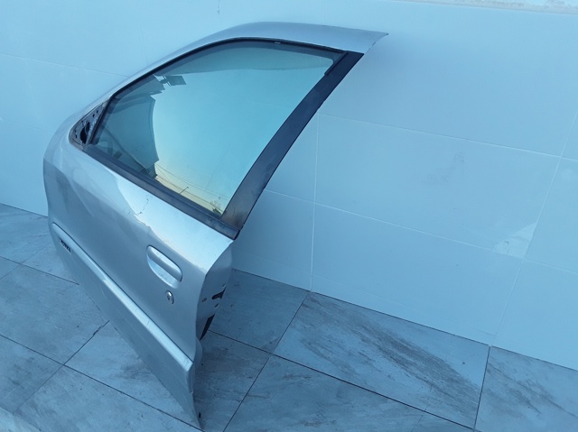 9002P4 Peugeot/Citroen