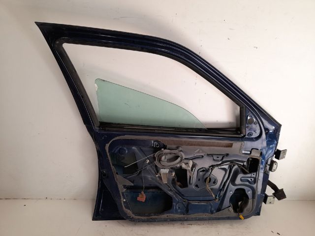 Porta dianteira esquerda Peugeot 406 8B