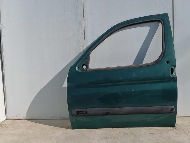 9002T8 PEUGEOT Дверь передняя левая купить в Киев