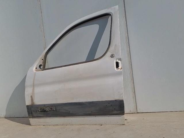9002T8 PEUGEOT Дверь передняя левая купить в Львов