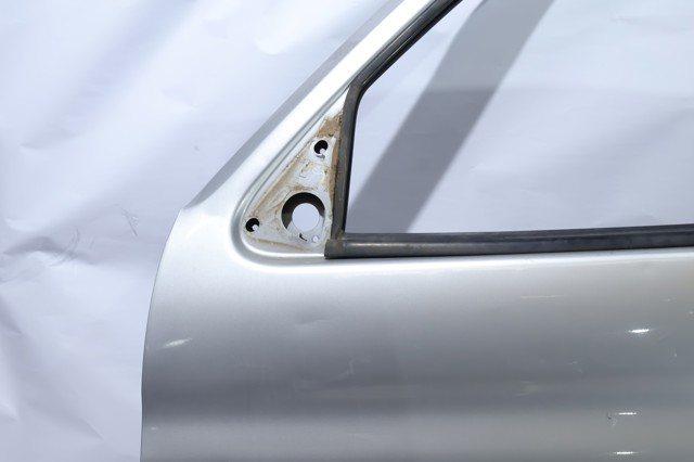 9002V0 PEUGEOT Дверь передняя левая купить в Винница