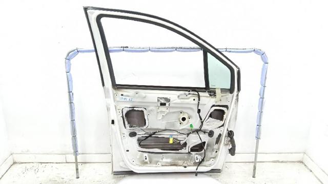 9002X1 Дверь передняя левая купить Ирпень