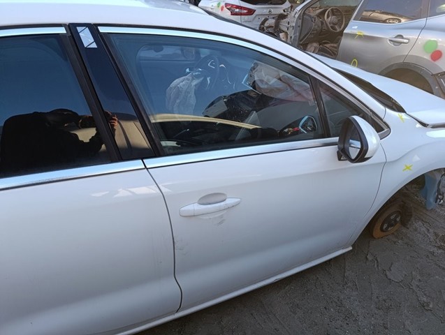 9004EA Дверь передняя правая купить Львов