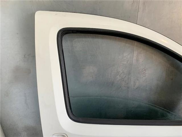 PEUGEOT 9004EP Дверь передняя правая в наличии Винница
