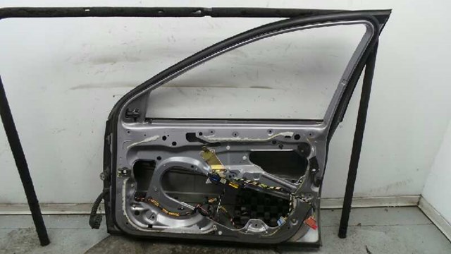 PEUGEOT 9004L4 Дверь передняя правая в наличии Николаев