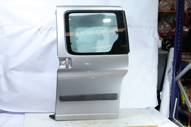 9006C5 PEUGEOT Дверь боковая (сдвижная) левая купить в Украина