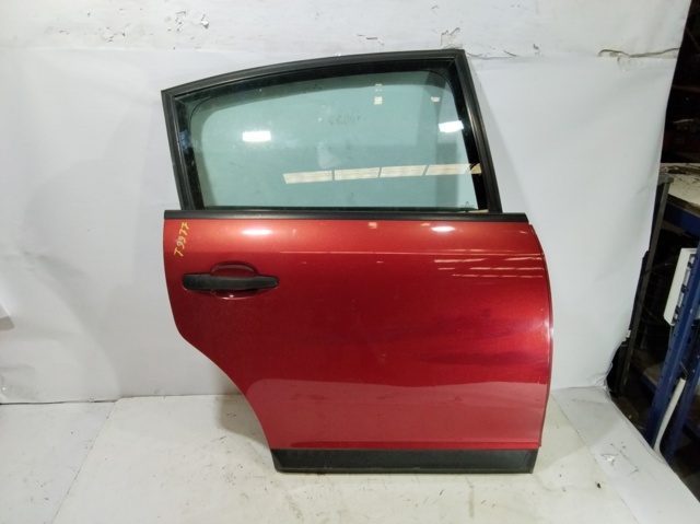9008N4 PEUGEOT Дверь задняя правая купить в Винница