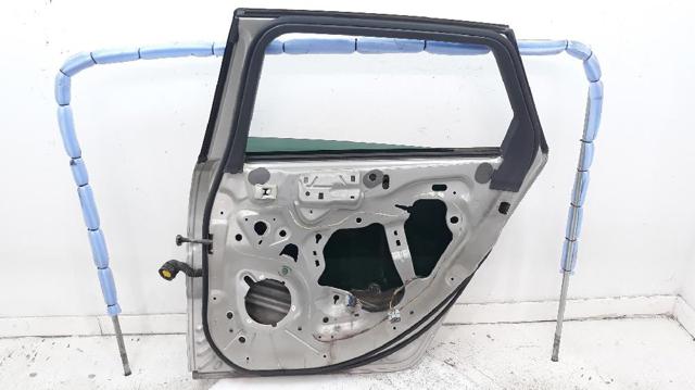 9008Y0 Дверь задняя правая купить Черкассы
