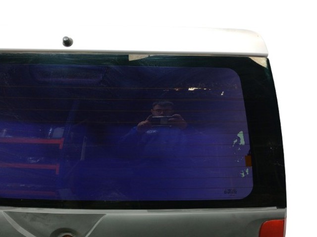 Porta traseira (3ª/5ª porta-malas (tampa de alcapão) Nissan Terrano 2 R20