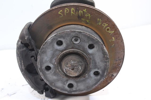 MERCEDES 9013320301 Цапфа передняя левая в наличии Тернополь