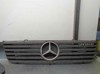 Grelha do radiador 9018800183 MERCEDES