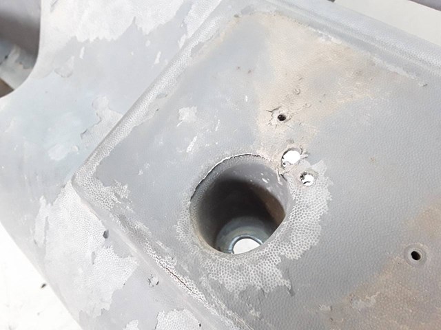 MERCEDES 9018800670 Передний бампер в наличии Киев