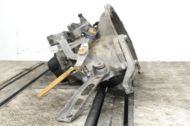 OPEL 90400206 КПП в наличии Житомир