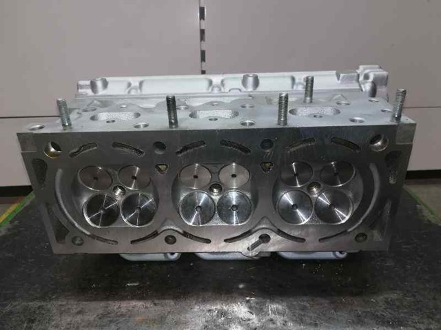 OPEL 90412231 ГБЦ в наличии Киев