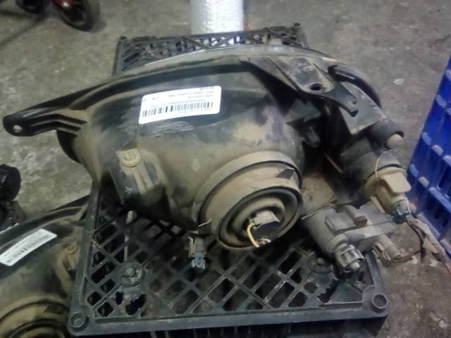 OPEL 90444785 Фара правая в наличии Черновцы