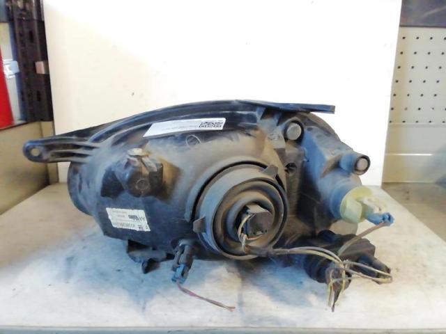 OPEL 90444785 Правая фара в наличии Тернополь