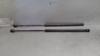 Amortecedor de tampa de porta-malas (de 3ª/5ª porta traseira) 90450BM400 NISSAN