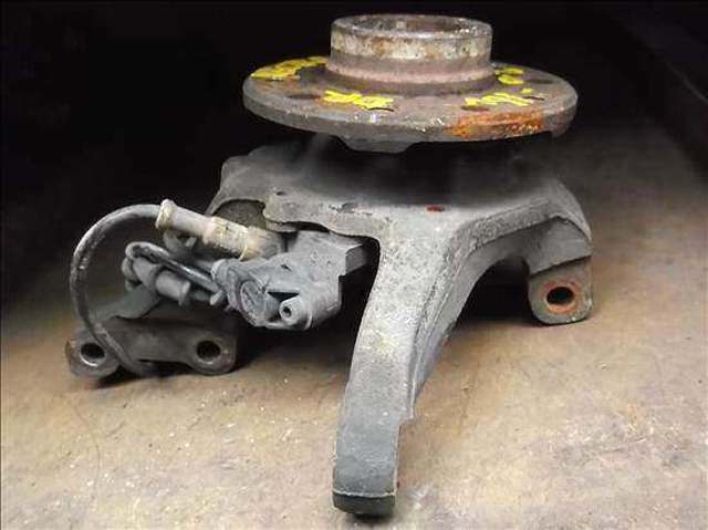 OPEL 90468578 Цапфа (поворотный кулак) передний правый в наличии Ровно