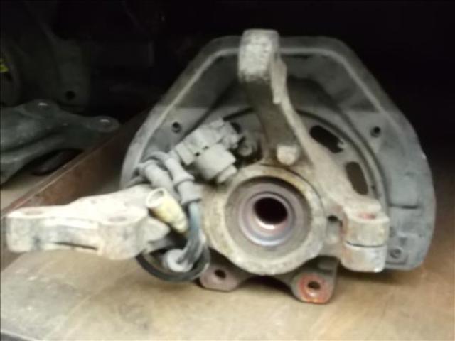 OPEL 90468578 Цапфа передняя правая в наличии Ирпень