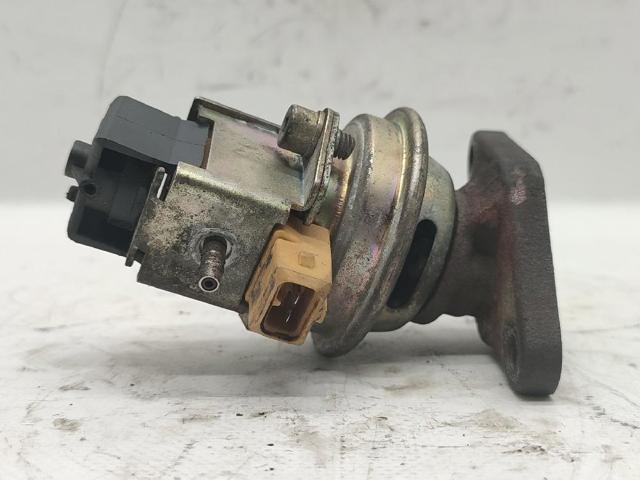 OPEL 90469560 Клапан EGR рециркуляции газов в наличии Кривой Рог