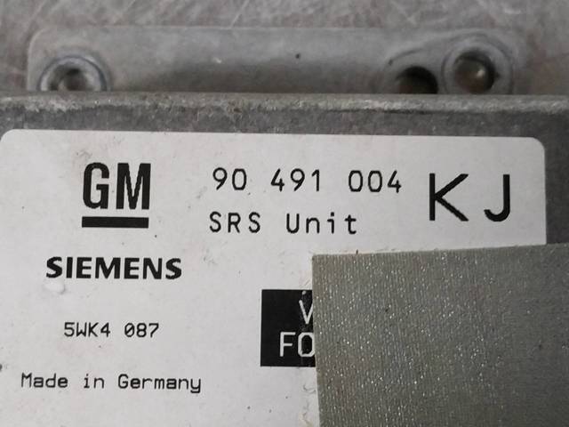 OPEL 90491004 в наличии Черновцы