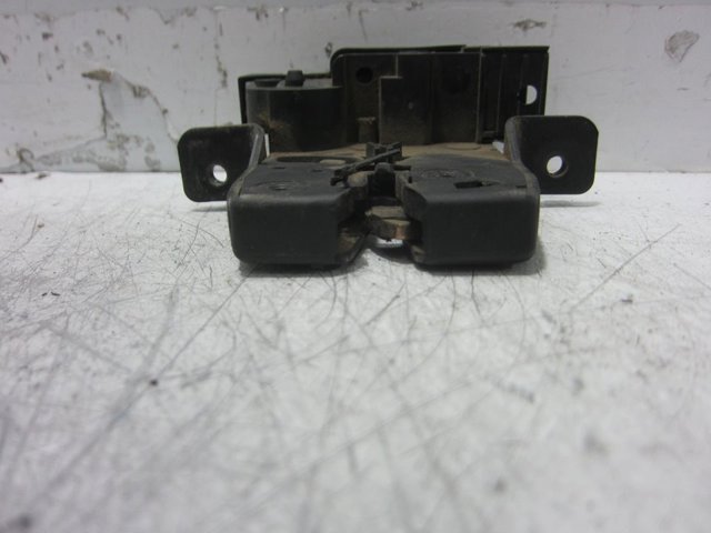 90502AV720 NISSAN Замок багажника купить в Житомир