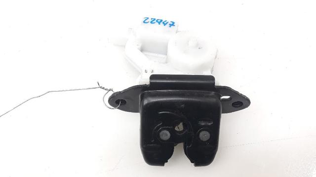 NISSAN 90502DF30A Замок багажника в наличии Украина