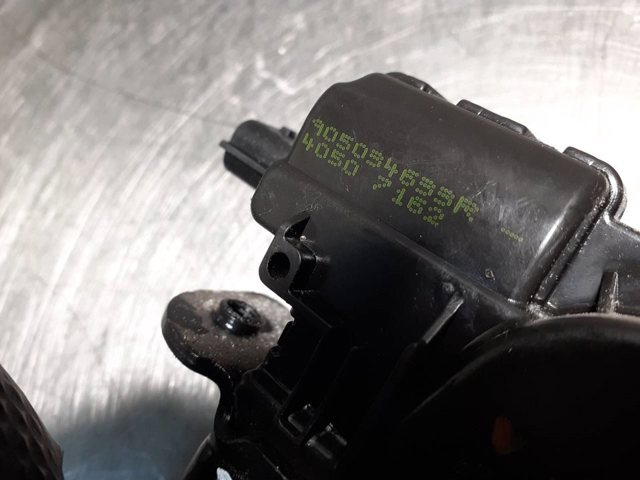 905034633R RENAULT Замок багажника купить в Запорожье