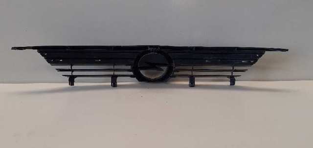 90505722 OPEL Решетка радиатора купить в Черкассы