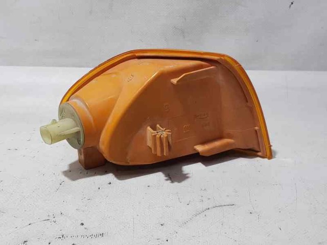 OPEL 90510958 Поворотник левый в наличии Ровно