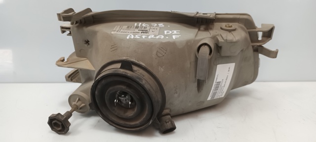 OPEL 90511099 Левая фара в наличии Ровно