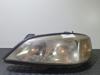 Luz esquerda 90520877 OPEL