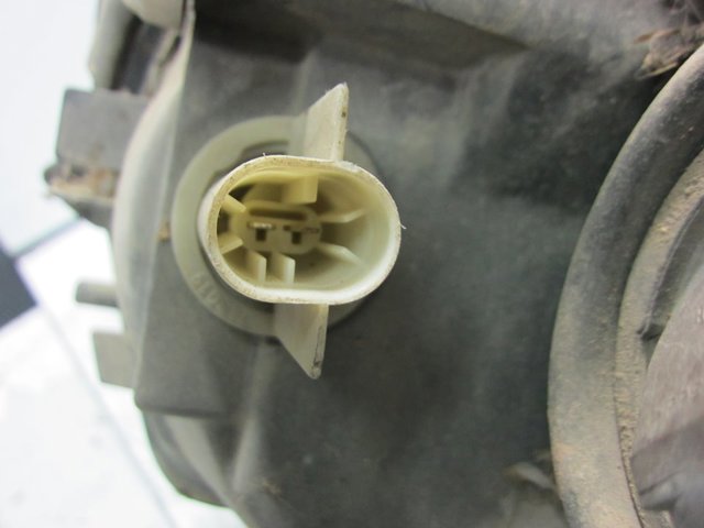 OPEL 90520877LH Левая фара в наличии Винница