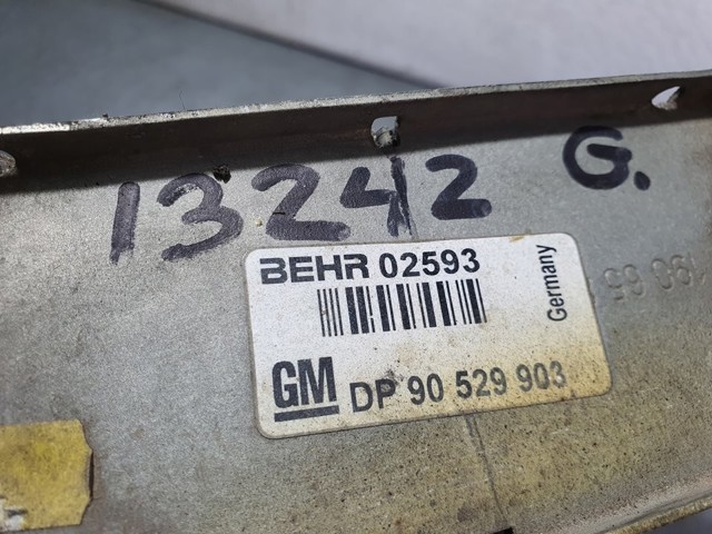 OPEL 90529903 Радиатор интеркуллера в наличии Черновцы