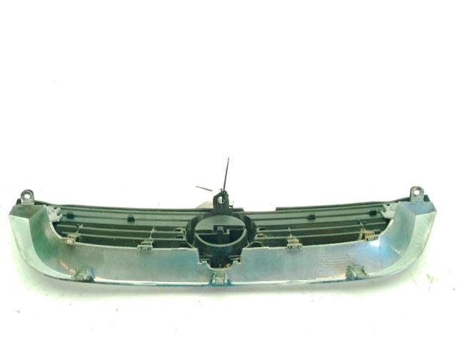 OPEL 90540318 Решетка радиатора в наличии Одесса