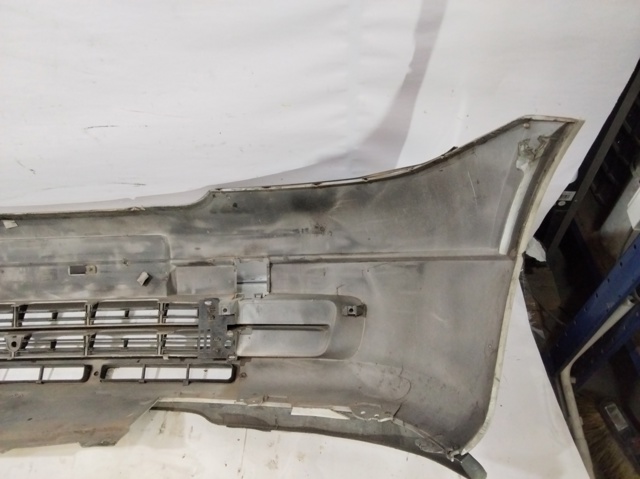 OPEL 90559473 Передний бампер в наличии Черновцы