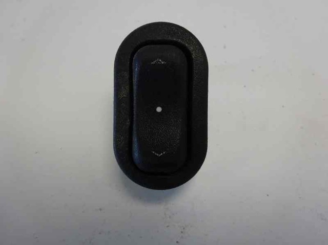 90561388 OPEL Кнопка включения мотора стеклоподъемника задняя купить в Винница