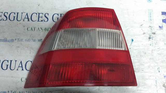 Luz traseira esquerda para Opel Vectra B (j96) (1995-2002) 2.0 dti 16v (f19) x 20 dth 90568047