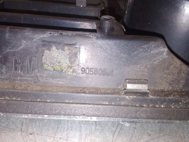 Grelha do radiador Opel Zafira F75