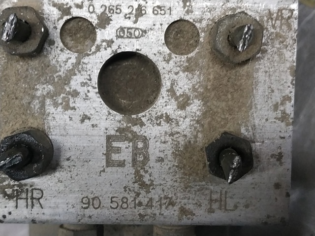 Unidade hidráulico de controlo ABS Opel Astra F69