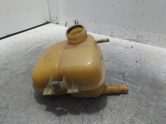 OPEL 90581599 в наличии Винница