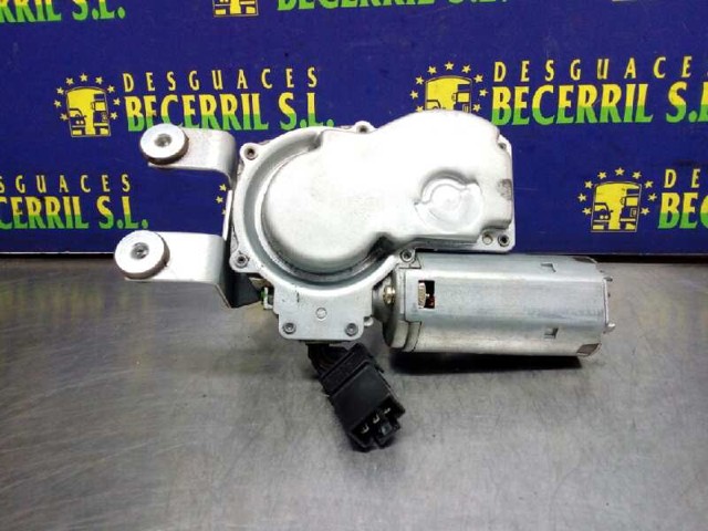 OPEL 90584596 в наличии Украина