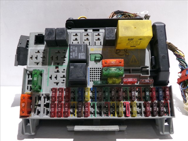 OPEL 90589979 в наличии Днепр