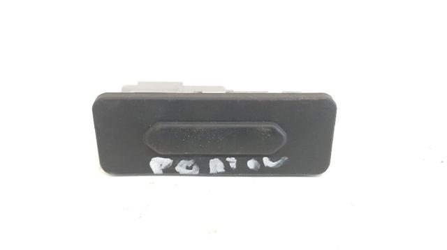 906069264R RENAULT Кнопка привода замка крышки багажника (двери 3/5-й (ляды) купить в Кривой Рог